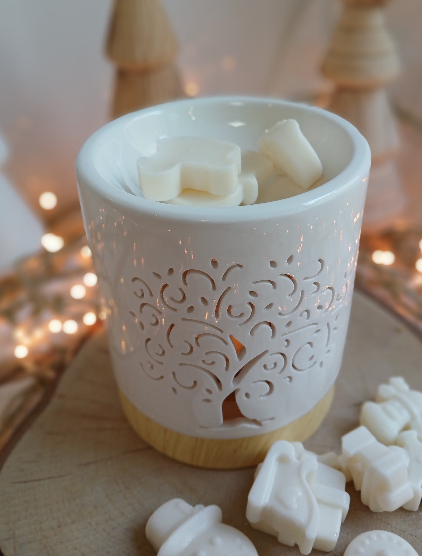 Tree wax melt burner