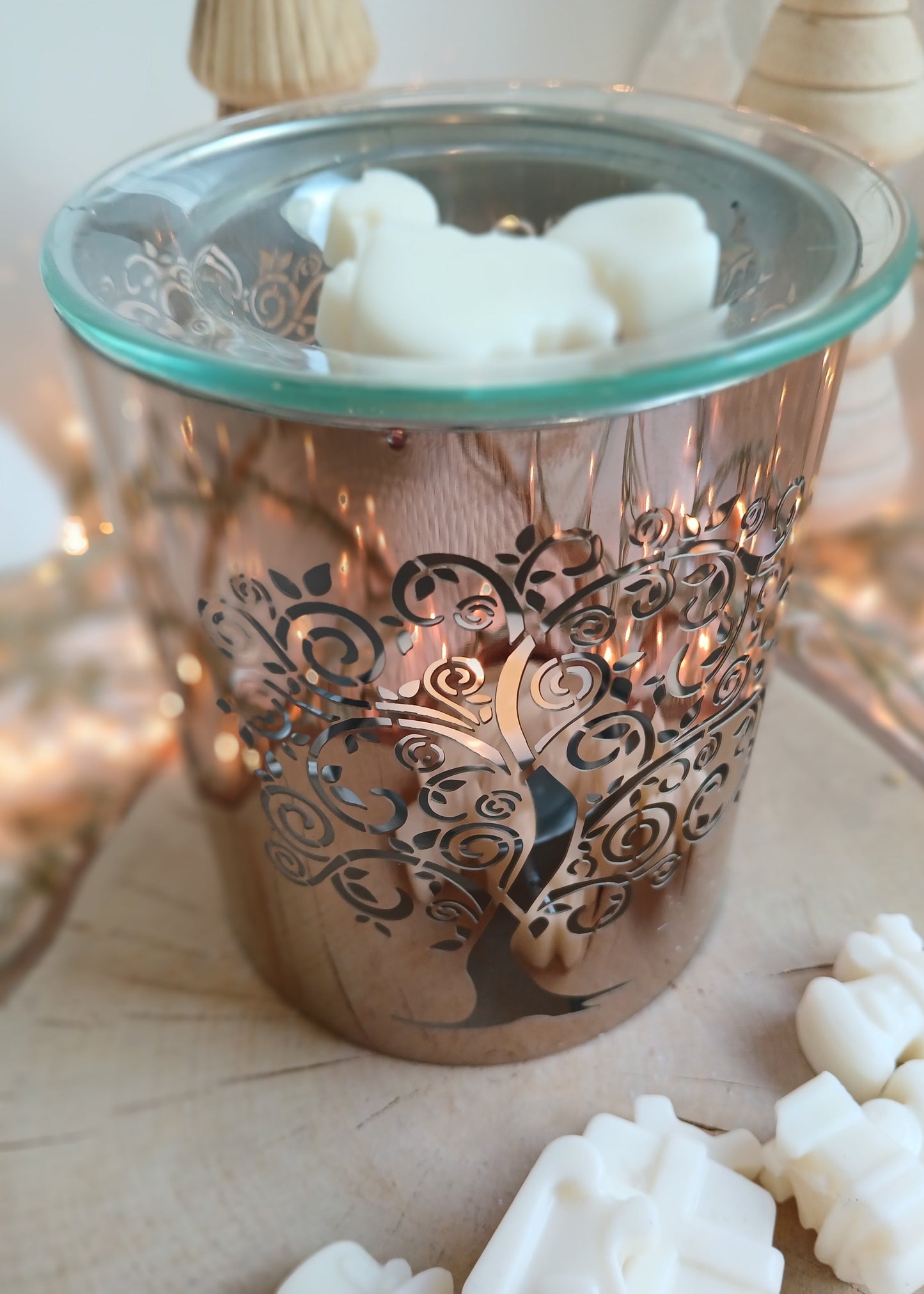 Metal wax melt burner